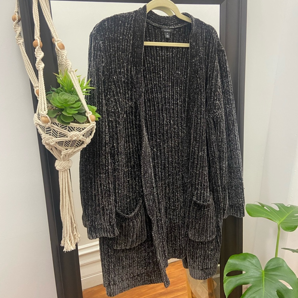 Knit cardigan